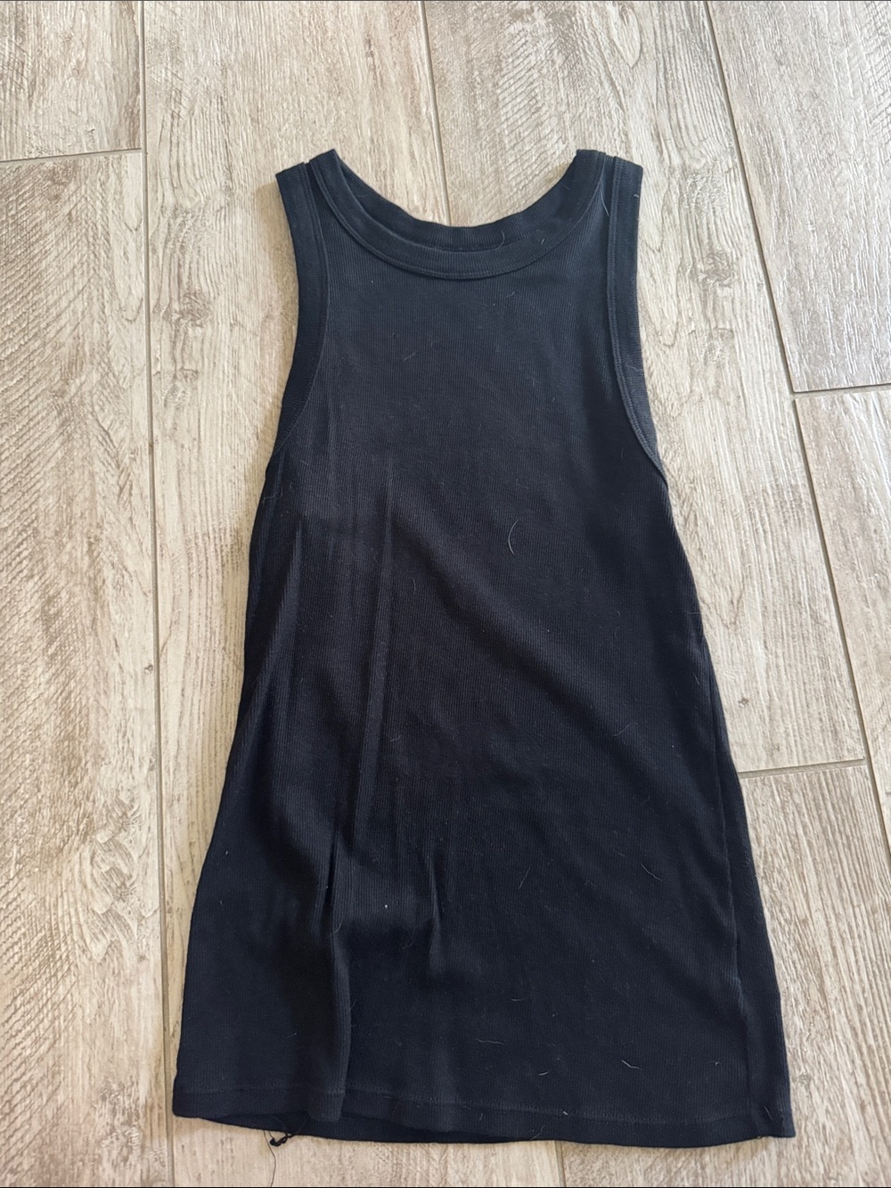 Classic Black Sleeveless Tank Top - Women's